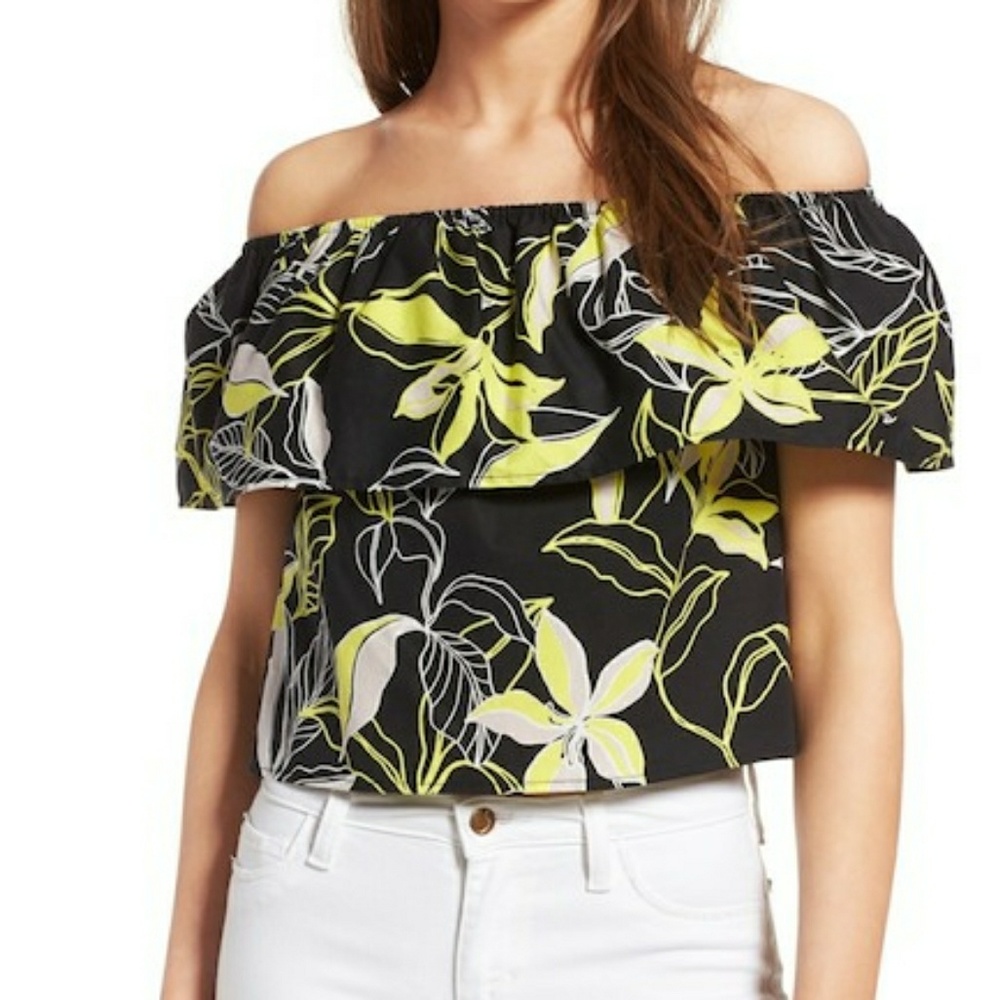 Splendid Off Shoulder Ruffle Tropical Print Top M